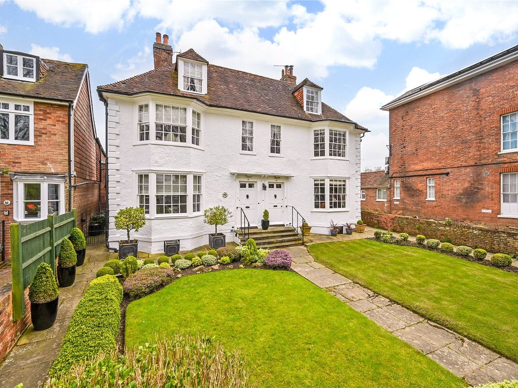 3 bed semidetached house for sale in High Street, Tenterden, Kent TN30