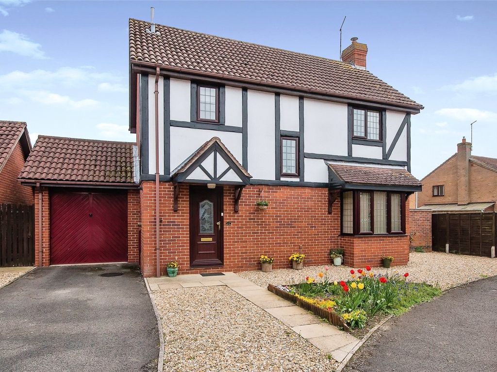 4 bed detached house for sale in Kesteven Drive, Market Deeping