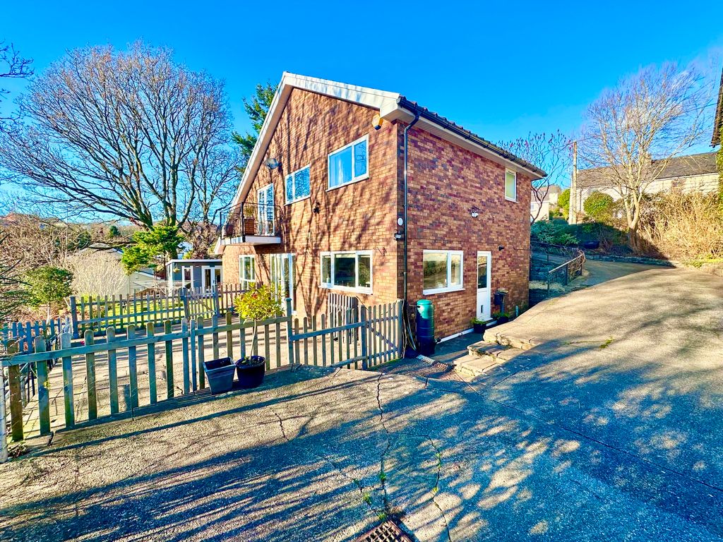 5 bed detached house for sale in Pinewood, Viaduct Road, Garndiffaith, Pontypool NP4, £425,000