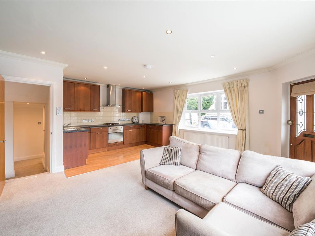 Linkfield Street, Redhill RH1  
