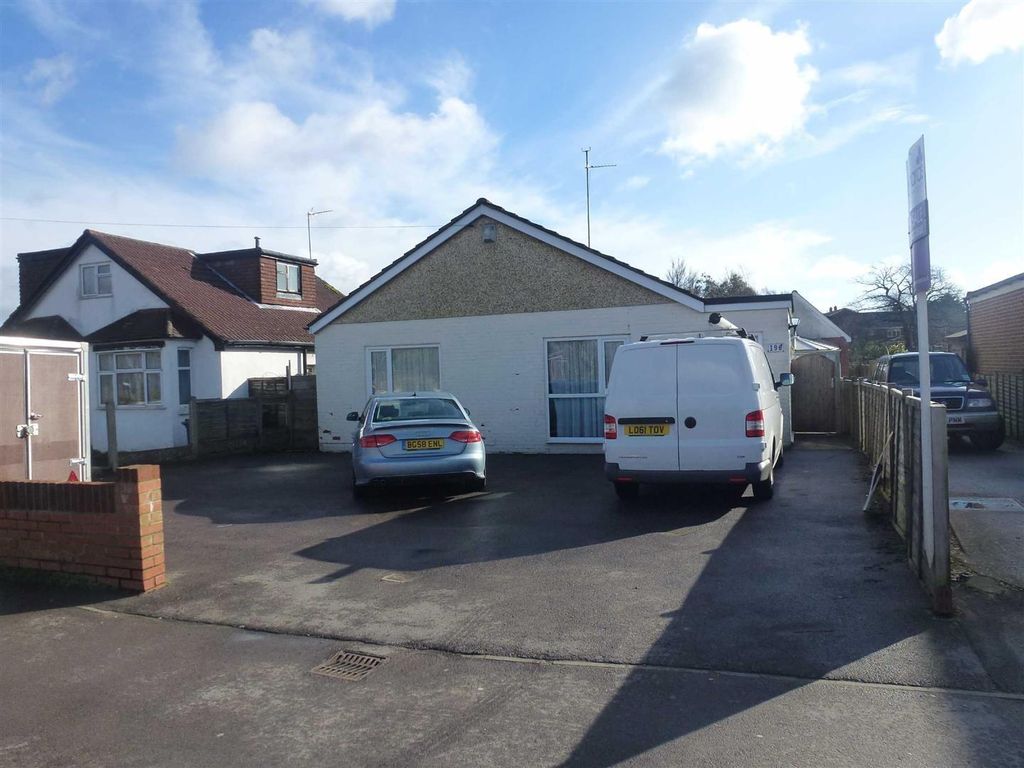 3 bed detached bungalow for sale in London Road, Waterlooville PO7 Zoopla