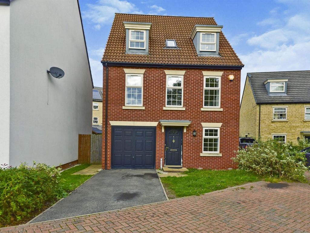 4 bed detached house for sale in Diamond Drive, Corby NN17 Zoopla