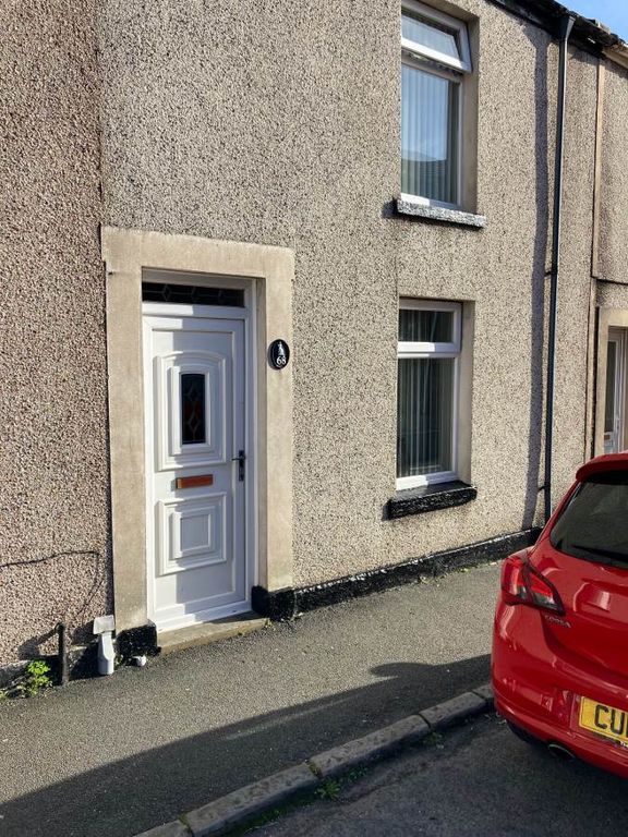 2 bed terraced house to rent in Glantawe Street, Abertawe SA6, £700 pcm