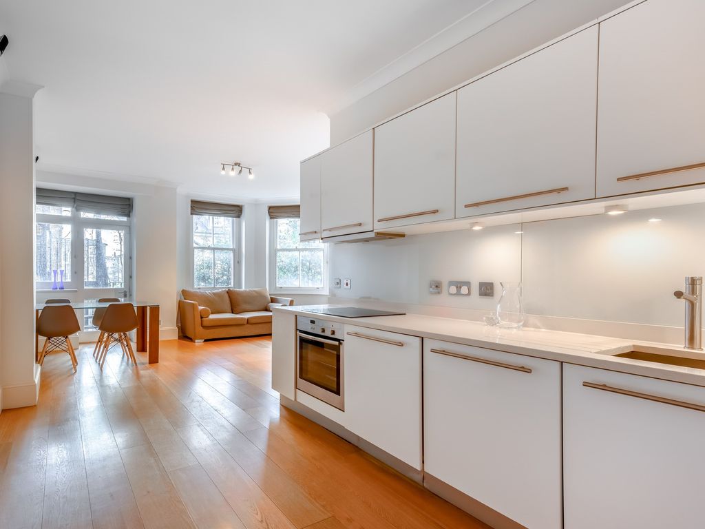 Drayton Gardens, South Kensington, Chelsea SW10  