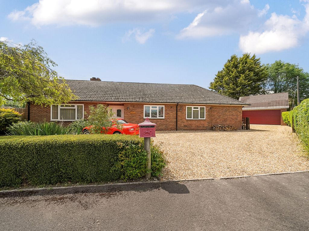 3 bed bungalow for sale in Salisbury Road Business Park, Salisbury Road