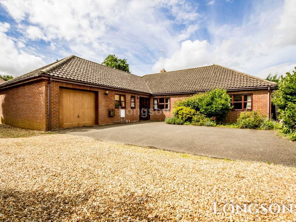 4 bed detached bungalow for sale in Lynn Road, Swaffham PE37, £400,000 Zoopla