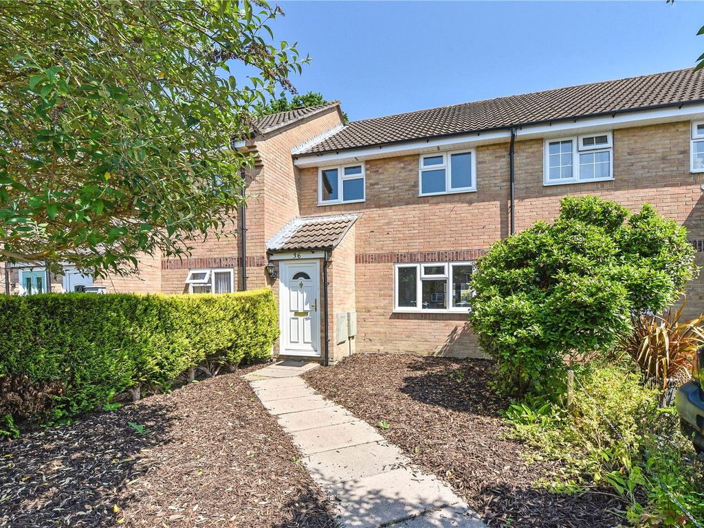 3 bed terraced house for sale in Thorn Close, Petersfield, Hampshire