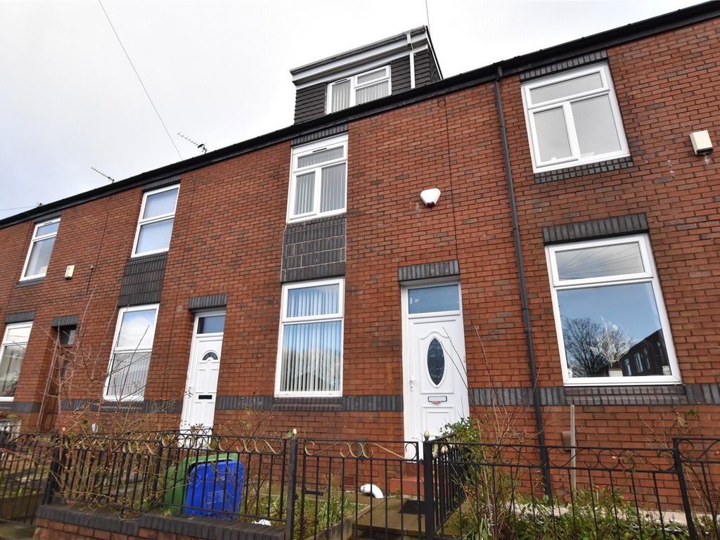 4 bed terraced house for sale in Moss Street, Newbold, Rochdale