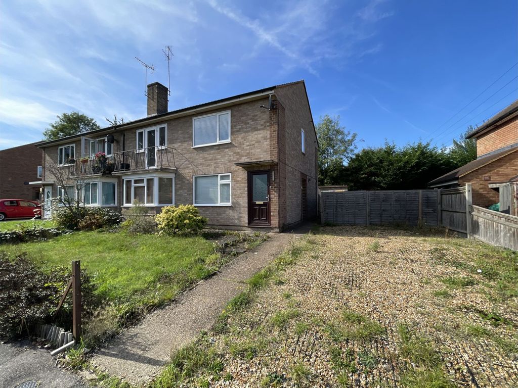 Reeves Way, Wokingham RG41  