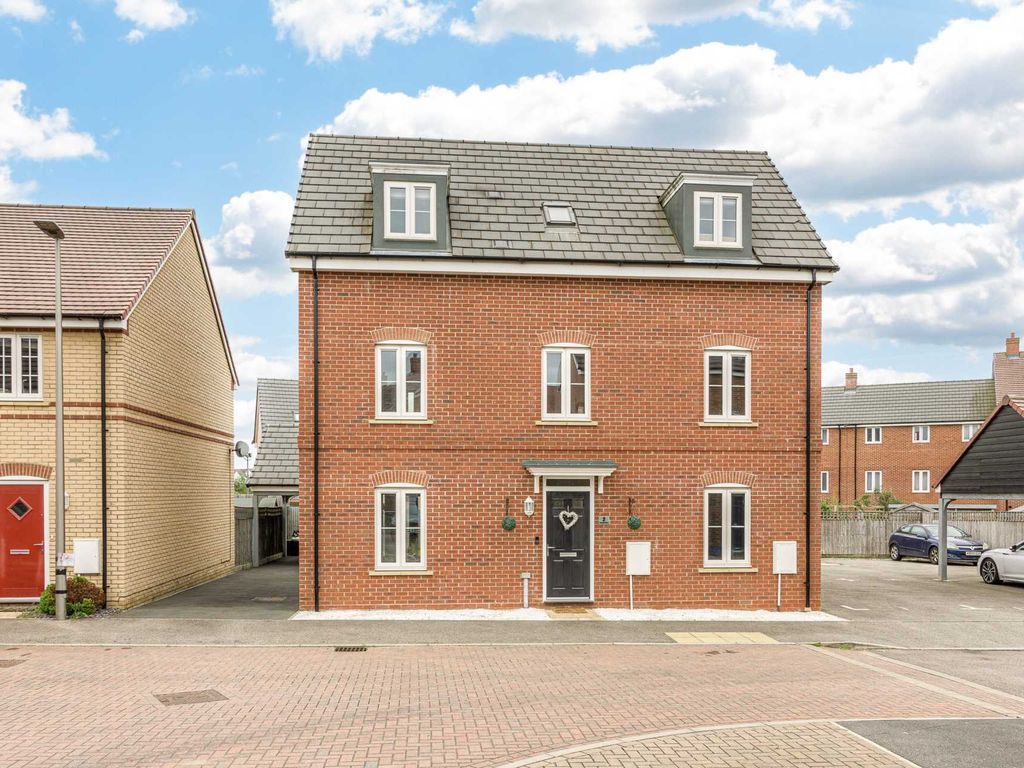 5 bed detached house for sale in Dominica Grove, Newton Leys MK3 Zoopla