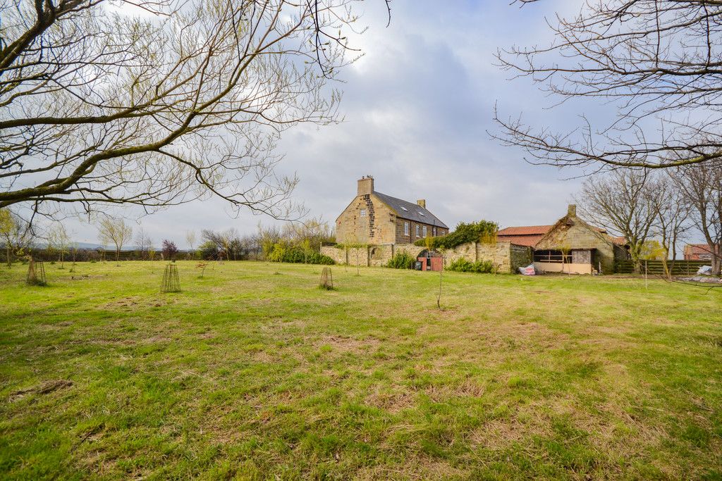 5 bed farmhouse to rent in Tofts Farm, Marske Road, SaltburnByTheSea