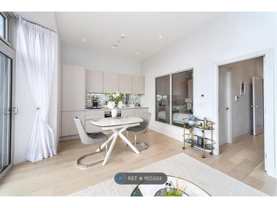 Studio to rent in The Rest, Porthcawl CF36 Zoopla