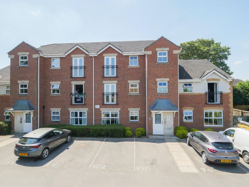 2 bed flat for sale in Swinnow Close, Bramley LS13 Zoopla