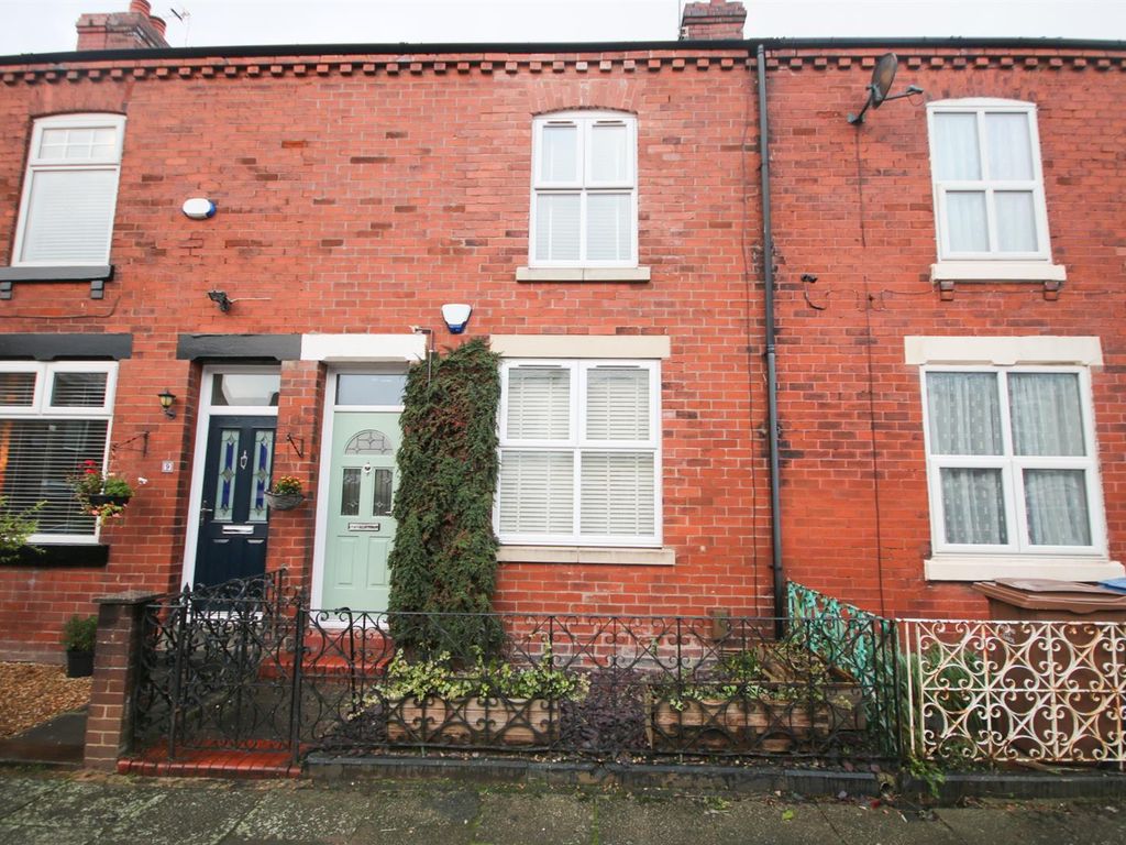 2 bed terraced house to rent in Holt Street, Eccles, Manchester M30