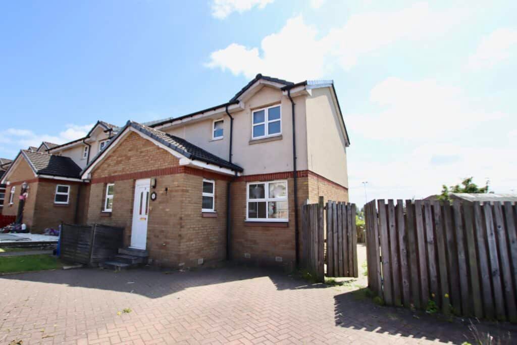 2 bed end terrace house for sale in St Martins Gate, Coatbridge ML5