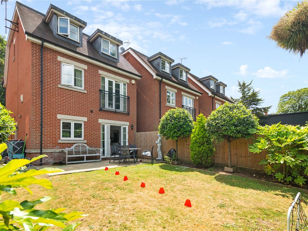 4 bed detached house for sale in West Hill, London SW15 Zoopla