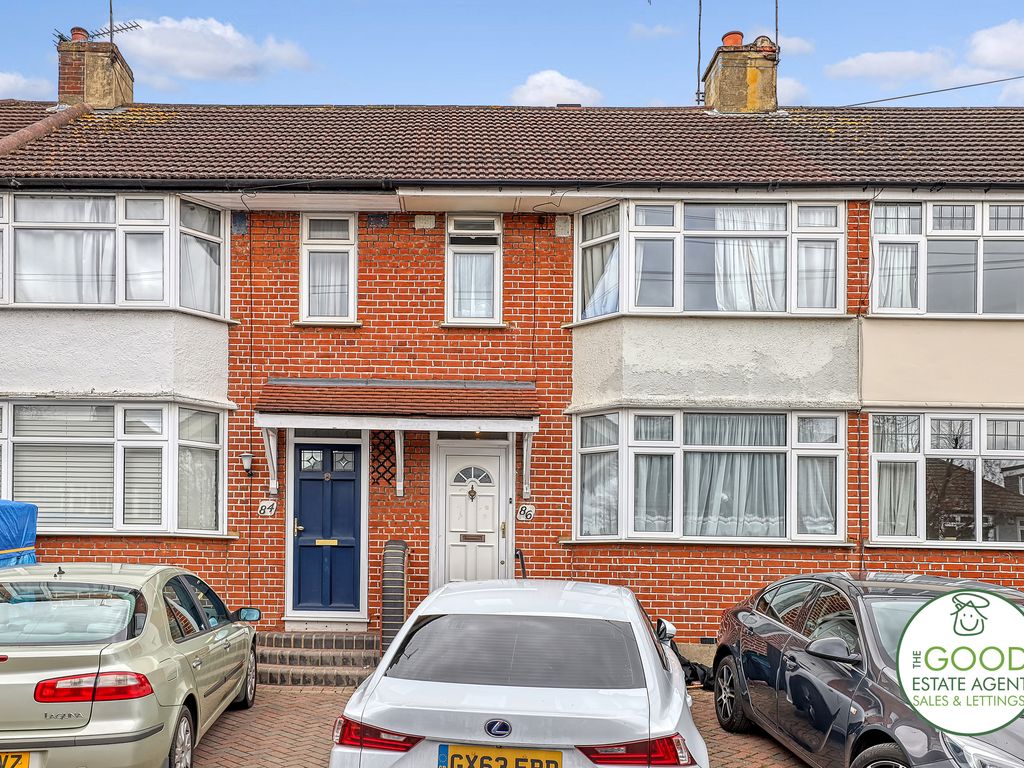 3 bed terraced house for sale in Highfield Road, Woodford Green IG8 Zoopla