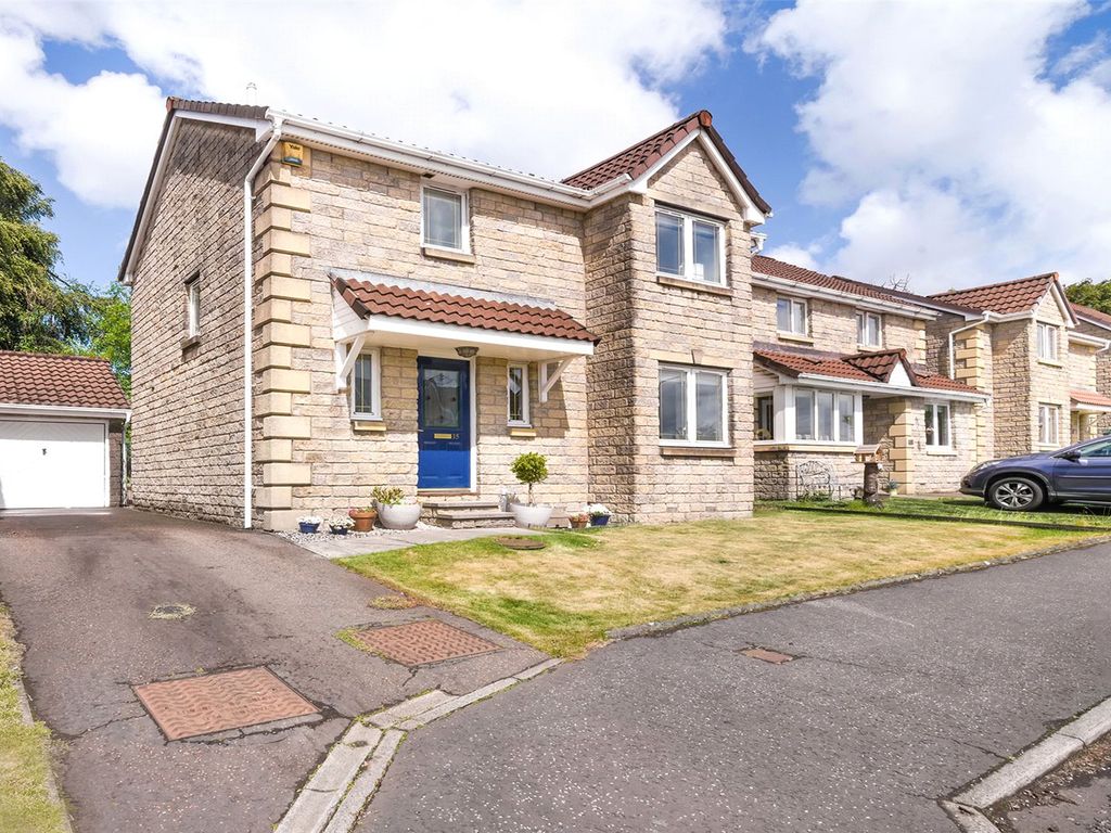 3 bed detached house for sale in Bonnymuir Crescent, Bonnybridge FK4