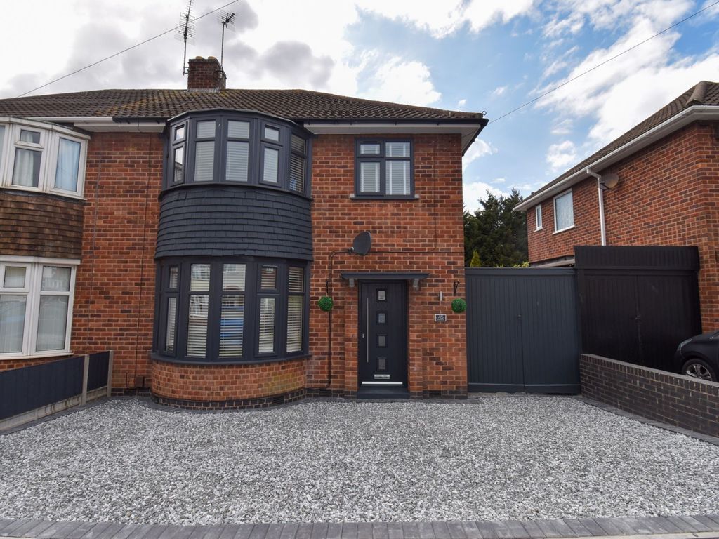 3 bed semidetached house for sale in Charlecote Avenue, Braunstone
