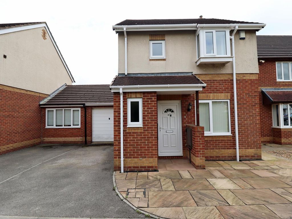 3 bed detached house for sale in Harewood Crescent, Elm Tree, Stockton