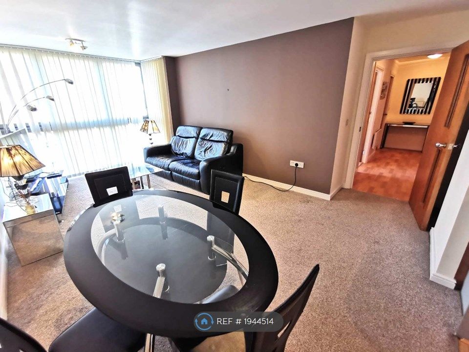 2 bed flat to rent in Liberty Place, Birmingham B16, £1,125 pcm Zoopla