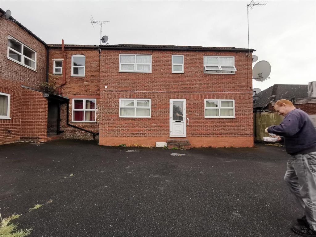 1 bed flat to rent in Stourbridge Road, Kidderminster DY10 Zoopla