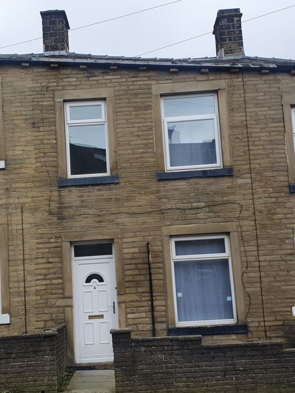 Irving Street, Halifax, West Yorkshire HX13Ry HX1  