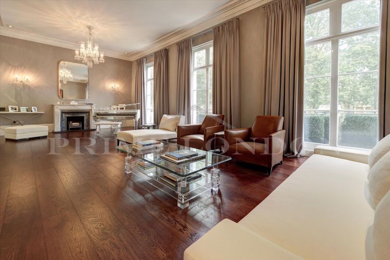 7-9 Buckingham Gate St James's Park London SW1E  