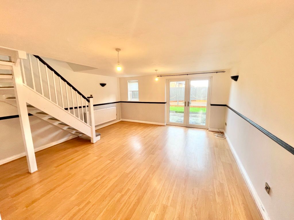 3 bed semidetached house to rent in Latimer Court, Ravenhill, Swansea