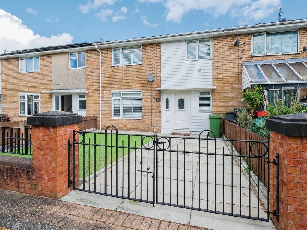 3 bed terraced house for sale in Broomhill Close, Liverpool L27, £