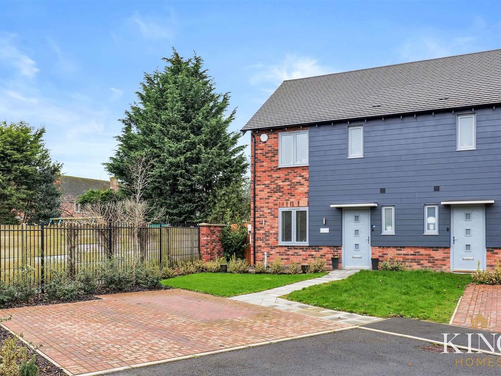 2 bed semidetached house for sale in Village Gardens, Studley B80, £