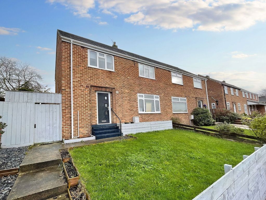 4 bed semidetached house for sale in Durham Gardens, Witton Gilbert
