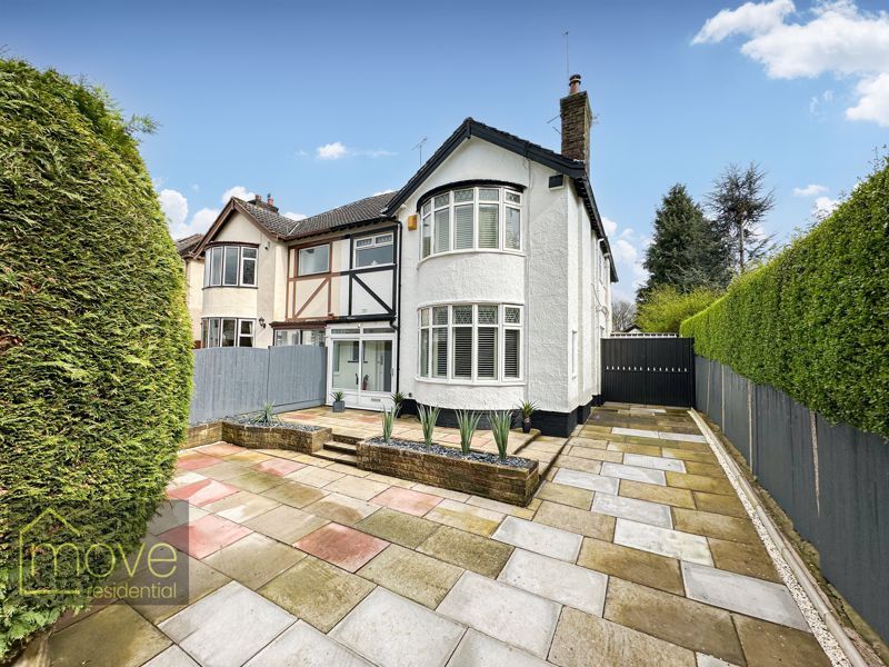 4 bed semidetached house for sale in Dudlow Drive, Calderstones