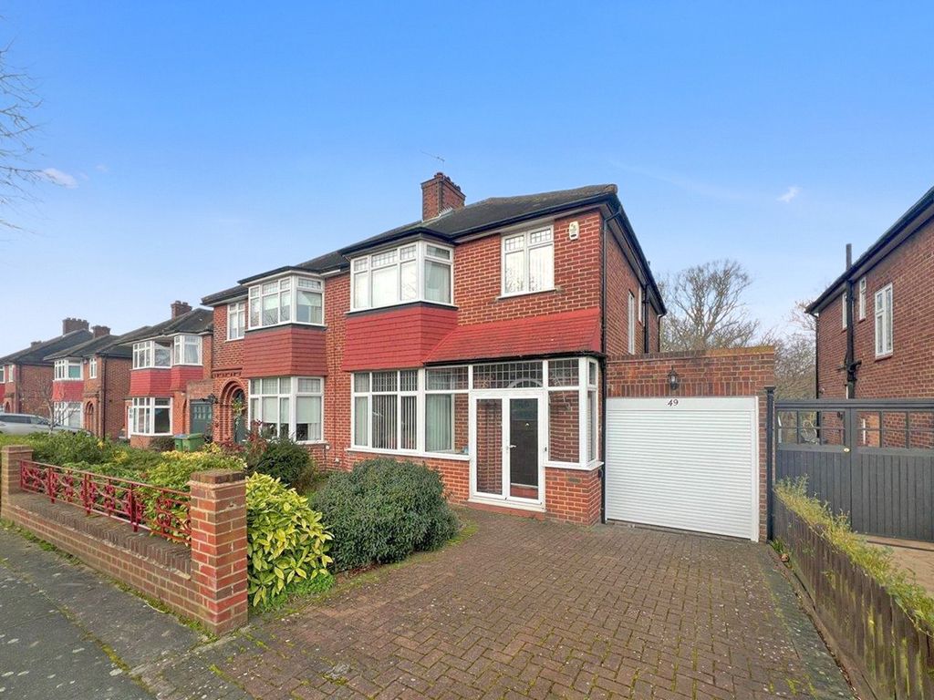 4 bed semidetached house for sale in Ashridge Crescent, Shooters Hill
