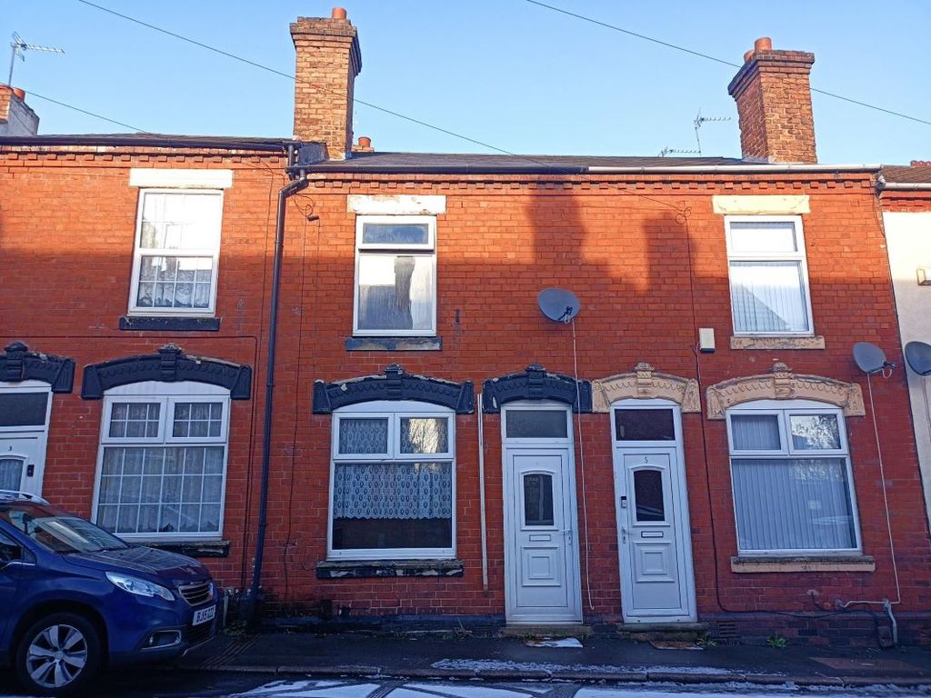 4 Pound Road, Wednesbury WS10  