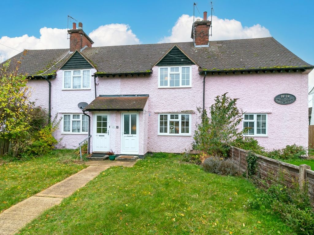 2 bed terraced house for sale in North Avenue, Letchworth Garden City