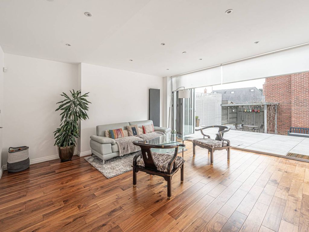 6 bed detached house for sale in Morphou Road, Mill Hill East, London