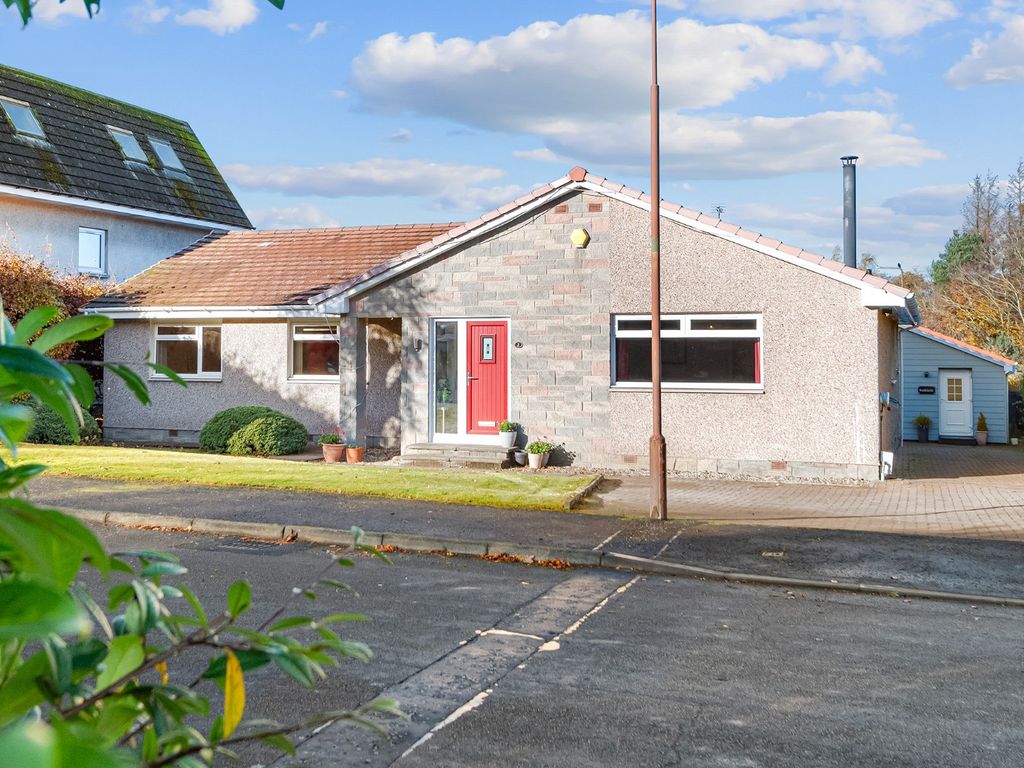 5 bed bungalow for sale in Murieston Gardens, Murieston, Livingston EH54, £455,000 Zoopla