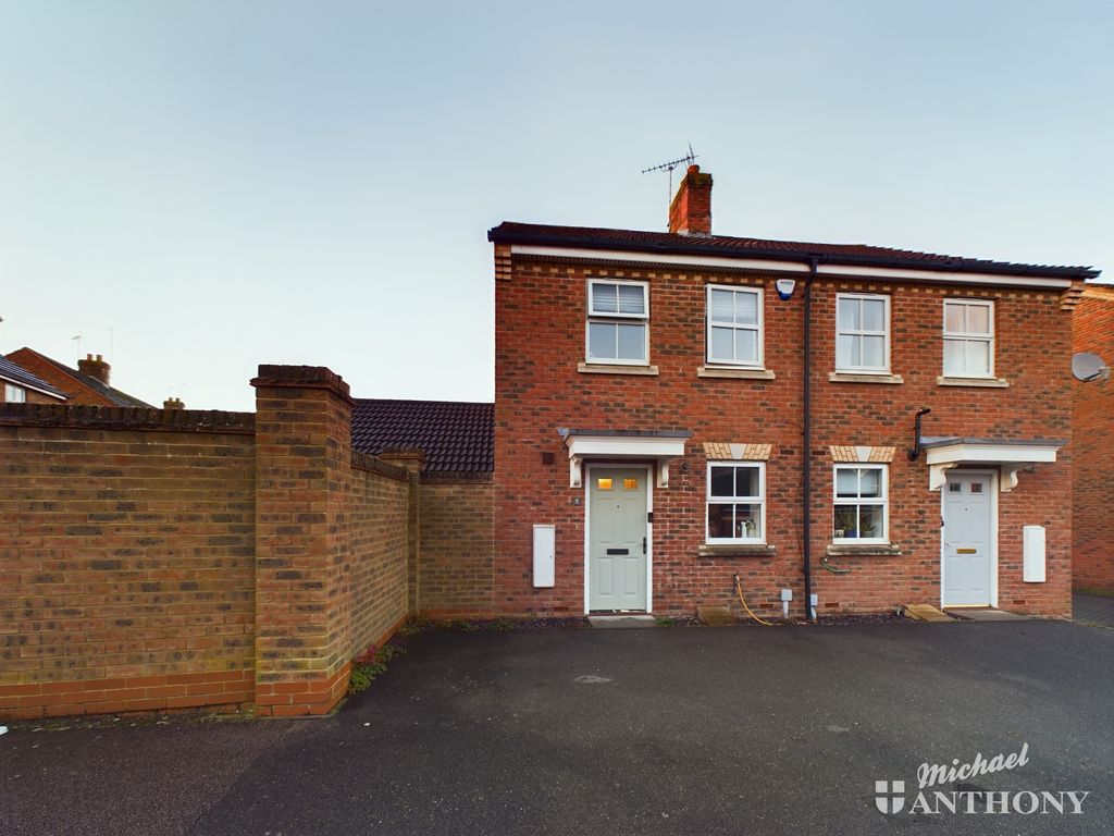 2 bed semidetached house for sale in Viney Lane, Fairford Leys