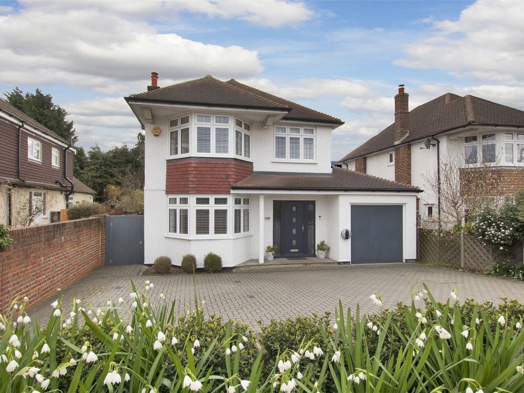 4 bed detached house for sale in Bradbourne Vale Road, Sevenoaks, Kent