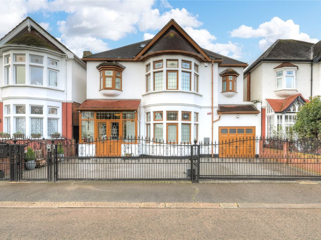 5 bed detached house for sale in Road, Ilford IG1, £1,600,000