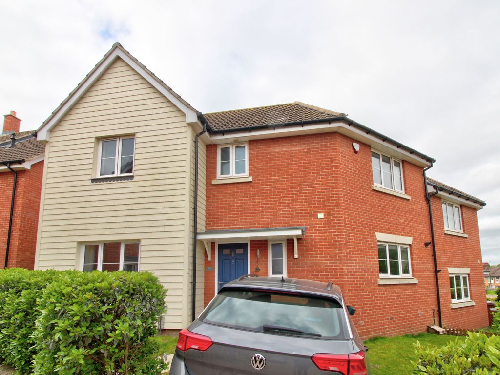 3 bed semidetached house for sale in Meridian Rise, Ipswich IP4 Zoopla