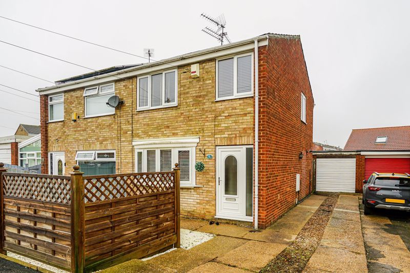 3 bed semidetached house for sale in 3 Foxholme Road, SuttonOnHull