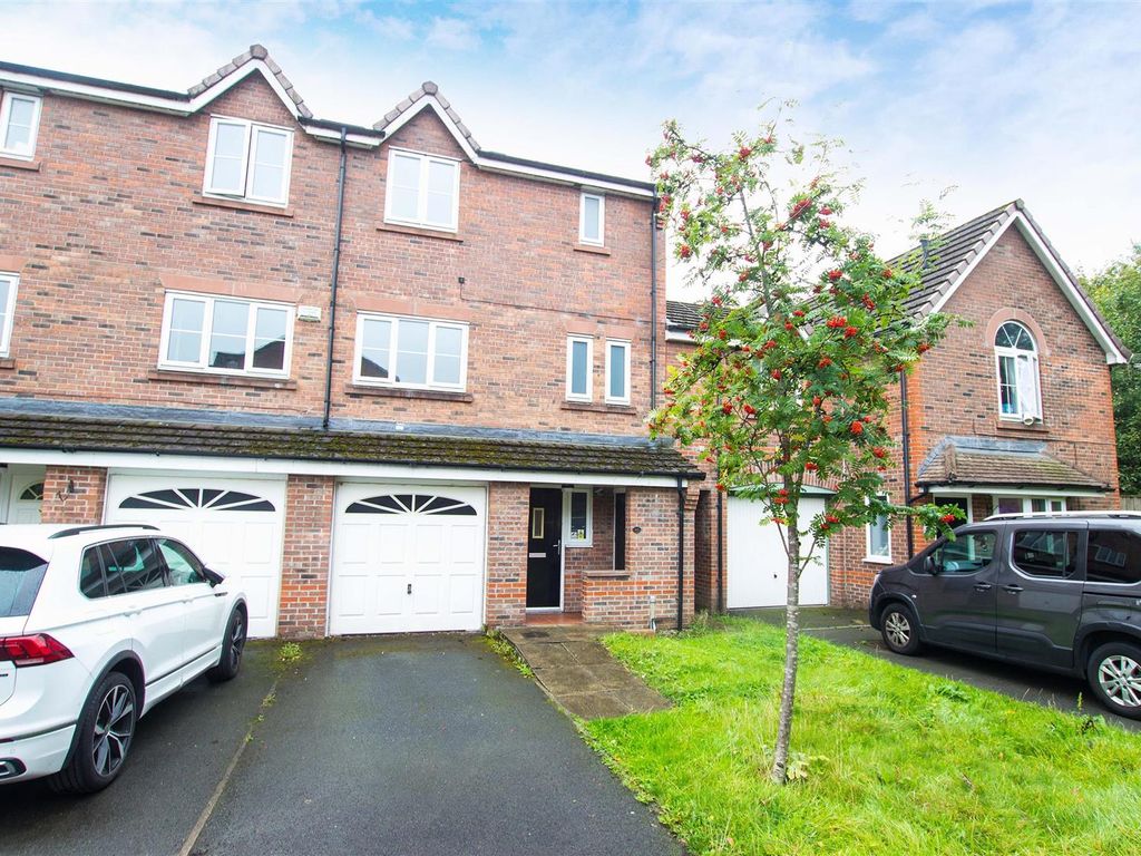 4 bed town house for sale in Bellfield View, Bolton BL1 Zoopla