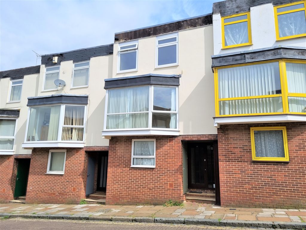 3 bed town house to rent in Westgate Street, Southampton SO14 Zoopla