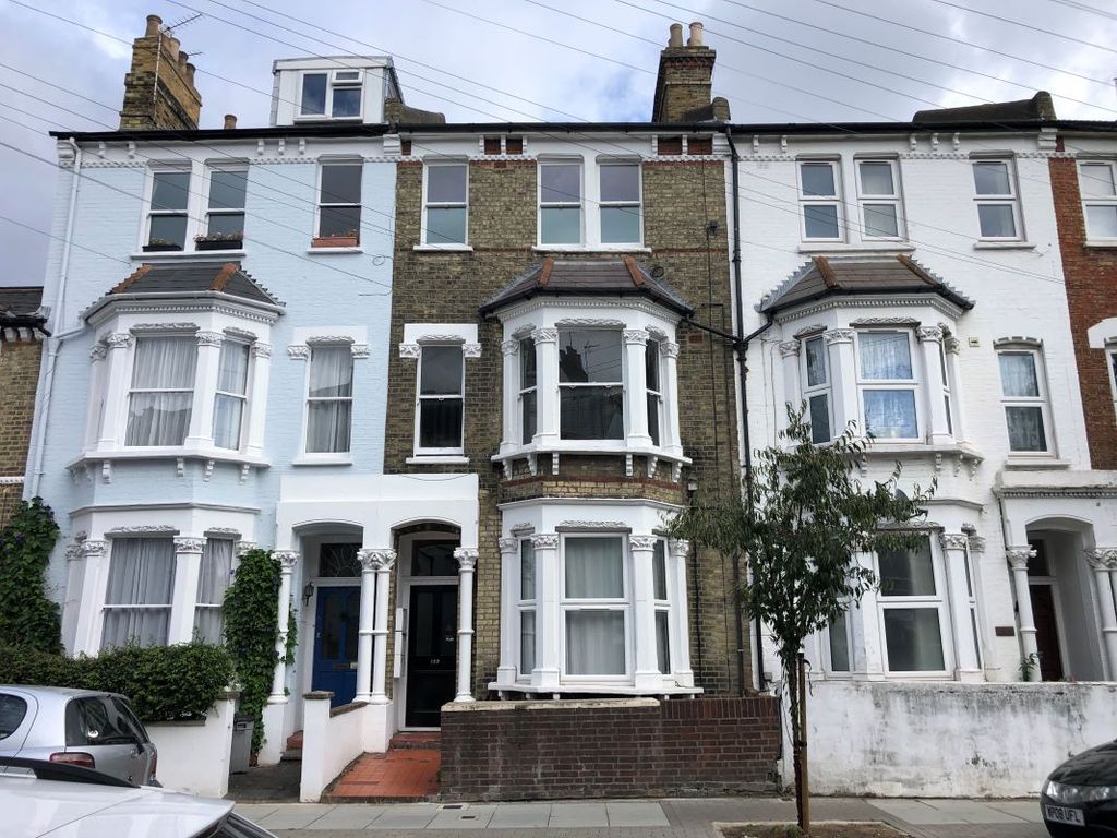 1 bed flat for sale in Flat 2, 133 Lavender Sweep, Battersea, London