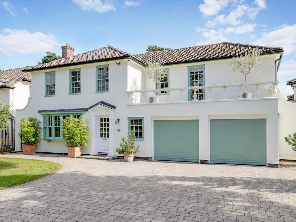 Woodham Waye, Woking, Surrey GU21