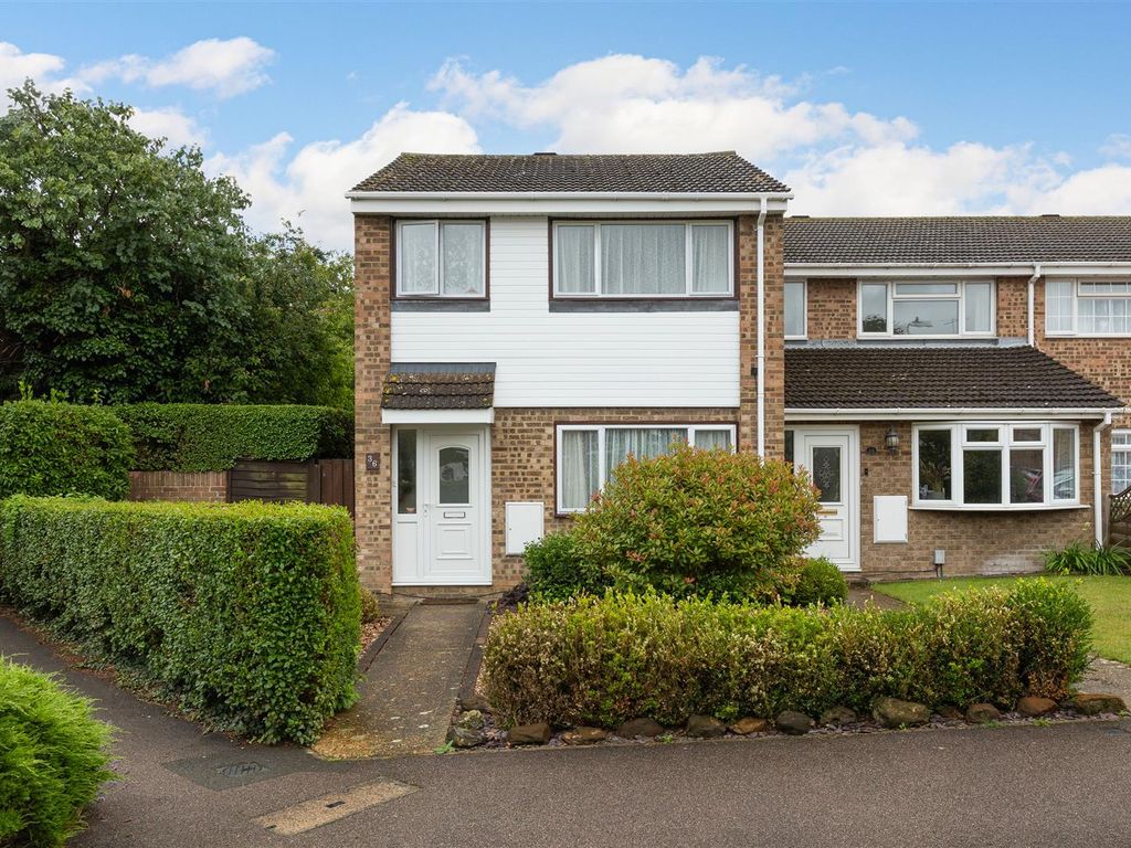 3 bed end terrace house for sale in Saxon Avenue, Stotfold, Hitchin, Herts SG5, £325,000 Zoopla