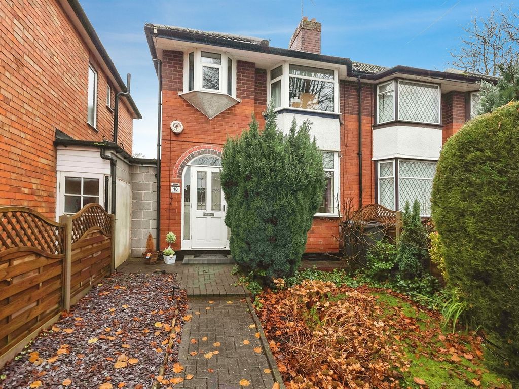 3 bed semidetached house for sale in Bilton Grange Road, Yardley