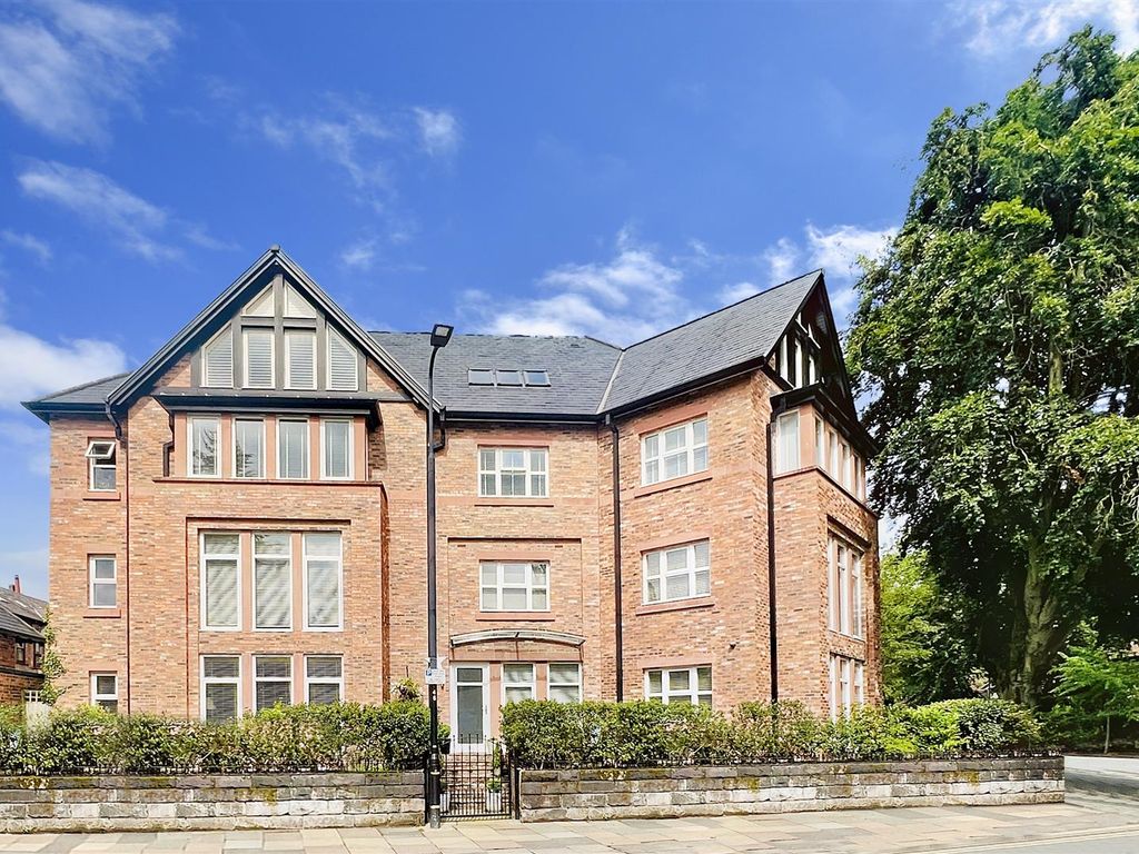 3 bed flat for sale in Ashley Road, Hale, Altrincham WA15, £1,195,000 Zoopla